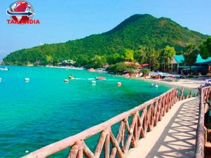 Koh-Larn-Tien-Beach
